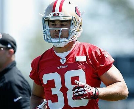 Former Australian Rugby League Star Jarryd Hayne Smokes the Defence in the NFL Pre-season